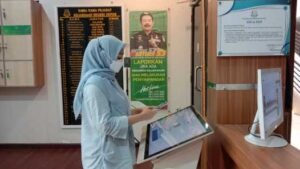 Cegah Penyebaran Covid-19, Kejaksaan Negeri Depok Berlakukan Scan QR Code Pedulilindungi