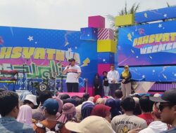 Dahsyatnya Wali, Guncang Ribuan Warga Depok di Alun-alun Timur