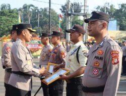 Dua Warga Gagalkan Pencurian Ratusan Juta, Polres Metro Depok Berikan Penghargaan