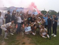 Bertanding dengan 10 Pemain, GWR Family FC Juarai Liga 4 Asosiasi PSSI Piala Walikota Depok