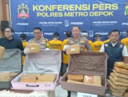 Pakai Kode Hijau, Polres Metro Depok Bekuk Bandar Ganja 78 Kilo