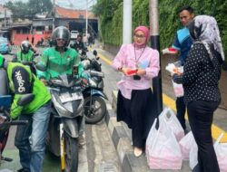 BRI KC Pancoran Berbagi Makanan Jumat Berkah