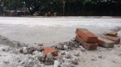 Diduga Aspirasi Anggota DPRD Depok, Lapangan Futsal Taman Merdeka 2 Hancur Akibat Diperbaiki