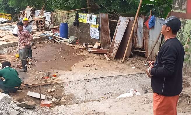 Setelah Habis Kontrak Pembangunan, Garnus Pertanyakan Adendum Lanjutan Pekerjaan Jembatan Kali Rawa Bebek