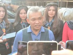 Siapkan 3.500 Sapi, Mall Hewan Qurban Haji Doni Gaet “Pramugari”